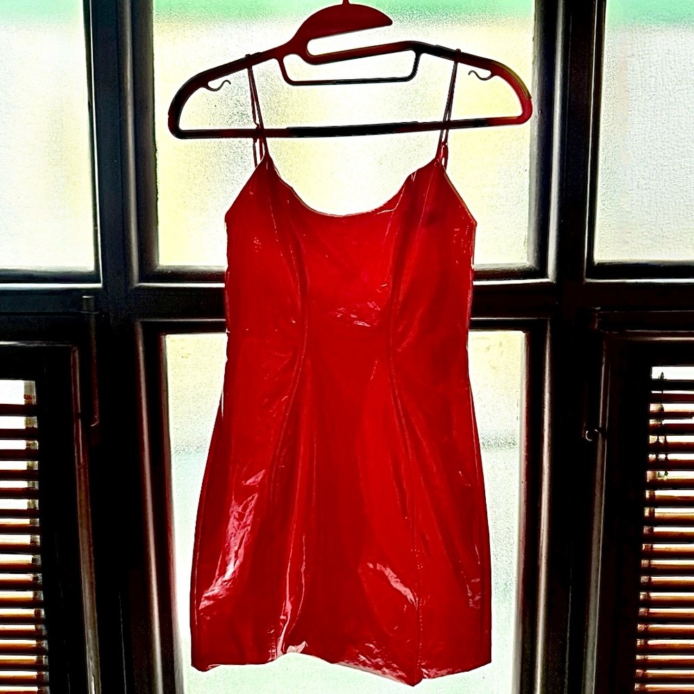Oh Polly Vesper Red Vinyl Spaghetti Strap Backless Mini Dress US 0 - Picture 5 of 7